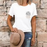 Disco Möhippa Groovy Retro Shirt T Shirt<br><div class="desc">Gå tillbaka i tiden med vår Retro Disco Boll Inbjudningskort för möhippa & Decor-samling. Lägg dig i nostalgien på 70-talet med muterade beige och grått-bågar, förstärkta av groovy silver glitter typsnitt. Den ikoniska retrodisco boll är i centrum och framkallar en era av dikoglamor, samtidigt som man håller en aning kvinnlig...</div>