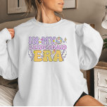 Disco Vibbar Retro Groovy Brudtärna Era T Shirt<br><div class="desc">Gör dig redo att blänka i stil med denna Disco Vibes Retro Groovy Bridesmaid Era-tröja! Perfekt för att fira din roll i brudens gäng, har denna mysiga och trendiga crewneck en nostalgisk 70-talsinspirerad design med feta bubbelbokstäver, pastellfärger, blixtar och en diskoboll för extra glans. Om du är på väg till...</div>