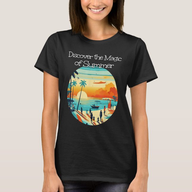 Discover the Magic of Sea and Sunset with Friends  T Shirt (Framsida)