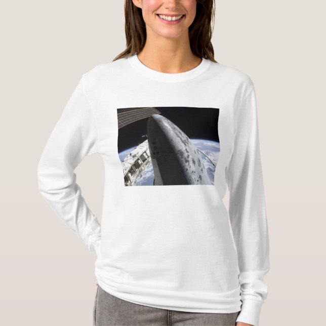 Discovery 14 för utrymmesskyttel 14 tee shirt (Framsida)