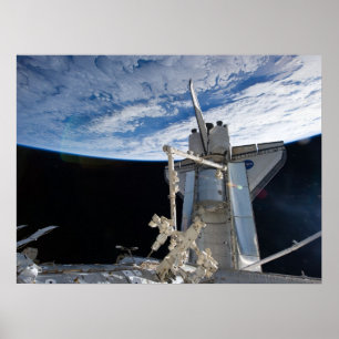 Discovery & ISS för utrymmesförskjutning Poster