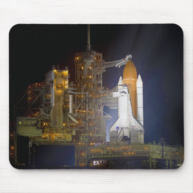 Discovery Space Shuttle vid lanseringspad 39A Musmatta (Framsidan)