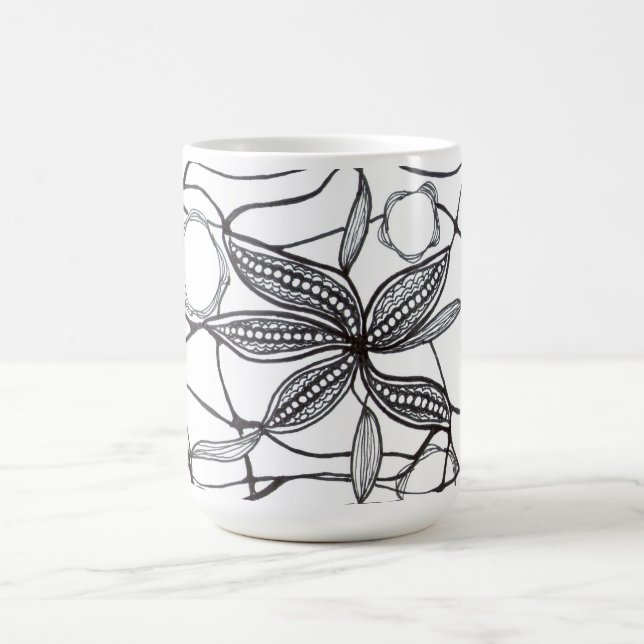 Diseño hecho a mano de líneas y flores magisk mugg (Center)