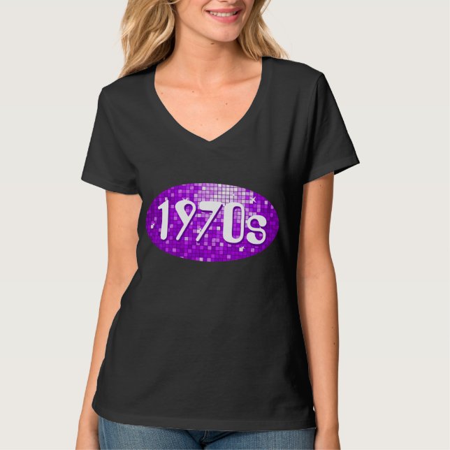 Diskot belägger med tegel lila v-nacken för tee shirt (Framsida)