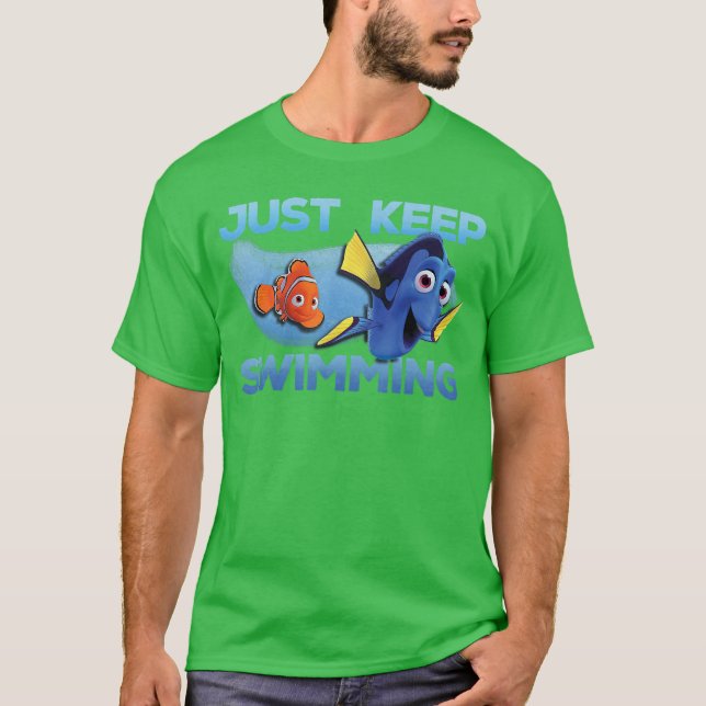Disney Pixar Finding Dory Just Swimming With Nemo  T Shirt (Framsida)