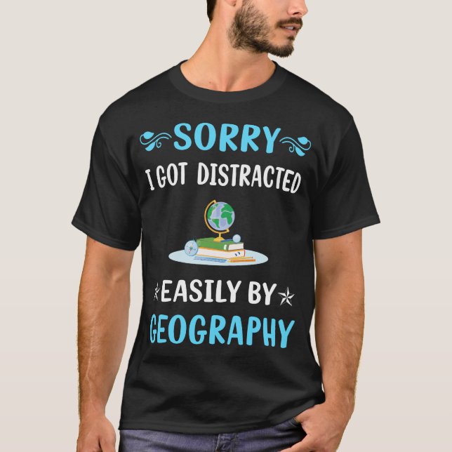 Distraherad geografi t shirt (Framsida)