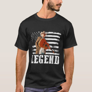 Distress American Flagga Dwight Yoakam Singer.png T Shirt