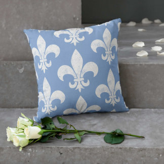 Distress Elegant Blue and White Fleur de Lis Kudde