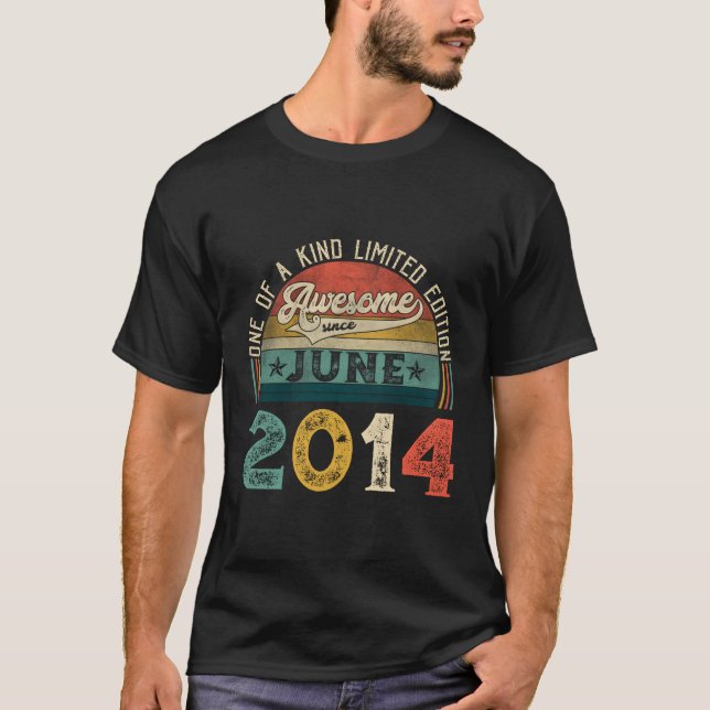 Distress Fantastisk sedan juni 2014 9 T Shirt (Framsida)