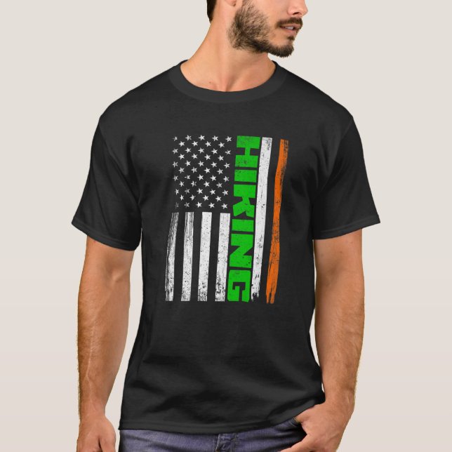 Distress Hiking American Flagga Funny St Patricks T Shirt (Framsida)