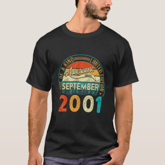 Distress Vintage Fantastisk sedan september 2001 2 T Shirt