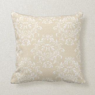 Distressed Damask / Jacquard Kudd - Tan Kudde
