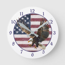 Distressed Flag Eagle Landing Rund Klocka