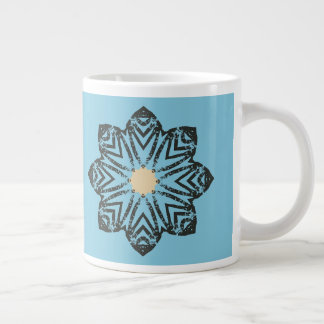 Distressed geometrisk blomstermedaljong jumbo mugg