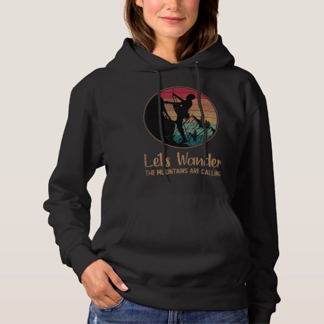 Distressed Let s Wander Mountains Are Calling T Shirt (Framsida)