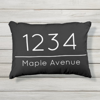 Ditt Adress Black White House Number Street Namn Utomhuskudde