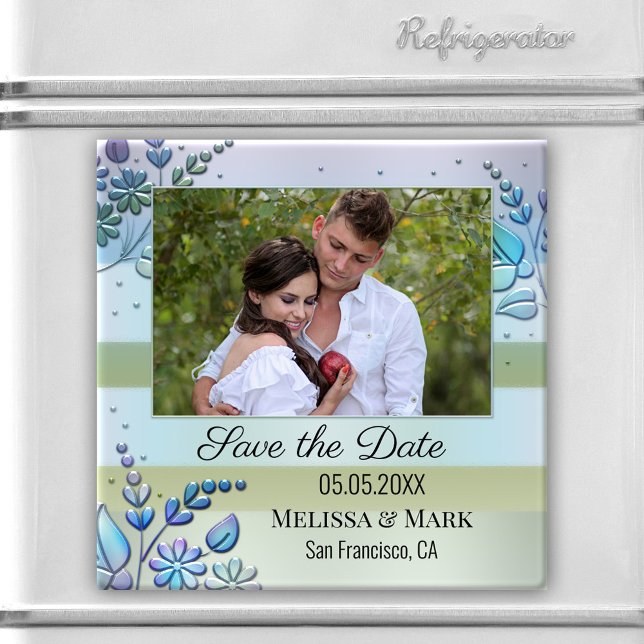 Ditt foto-Blommigt Vår Spara datum magneter (Photo Save the Date magnet featuring a pastel striped design with pearlescent stylized flowers)