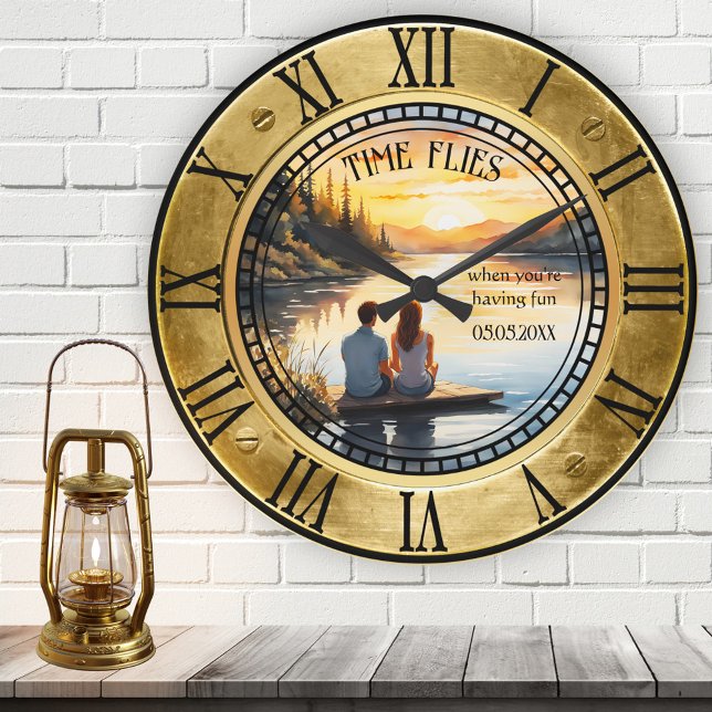 Ditt foto Nautical Rund Klocka (Nautical wall clock featuring your custom photo framed by a vintage ship window and roman numerals)
