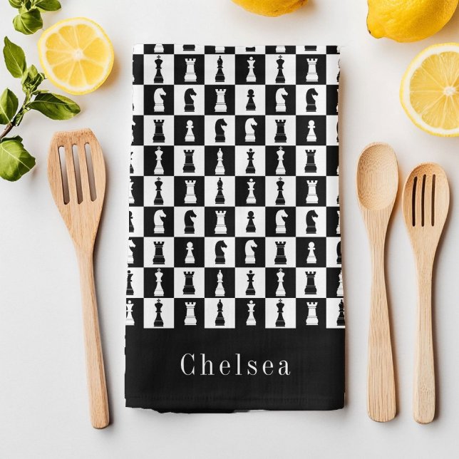 Ditt namn Chess Game Figurer Mönster Black & White Kökshandduk (Your Name Chess Game Figures Pattern Black & White Kitchen Towel)