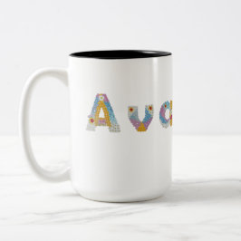 Ditt namn i konstnärliga blommiga bokstäver / Ava  Två-Tonad Mugg