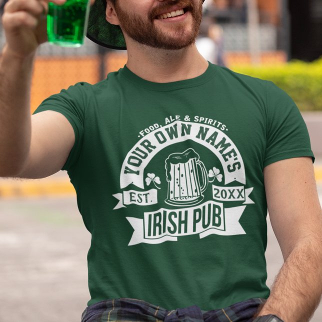 Ditt namn Irish Pub | Personlig St. Pat-dagen T Shirt (Skapare uppladdad)