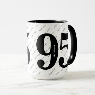 Ditt namn Mönster - svart/vit - fetstil 95 år Mugg