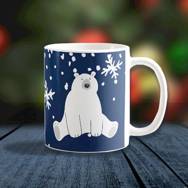Ditt namn Polar Bear i Snowy Winter Kaffemugg (Skapare uppladdad)