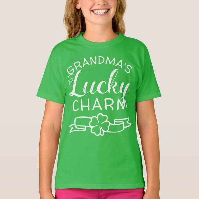 DITT NAMNfamiljs Lucky Charm Cute T Shirt (Framsida)