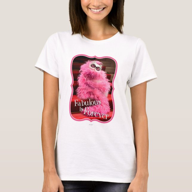 Diva White Cat Wrapped in Rosa Boa on Red Carpet Tee Shirt (Framsida)