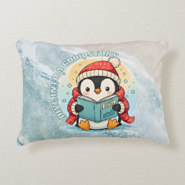 Dive Into A Good Story Reading Penguin Pillow Prydnadskudde