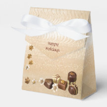 Diverse choklad med dekorativa blommor för favor