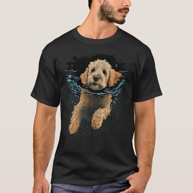 Diving and Swimming Goldendoodle Water Golden Dood T Shirt (Framsida)