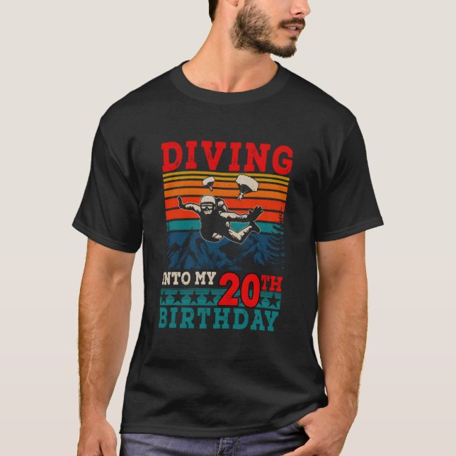 Diving Into My 20Th Skydiving T Shirt (Framsida)
