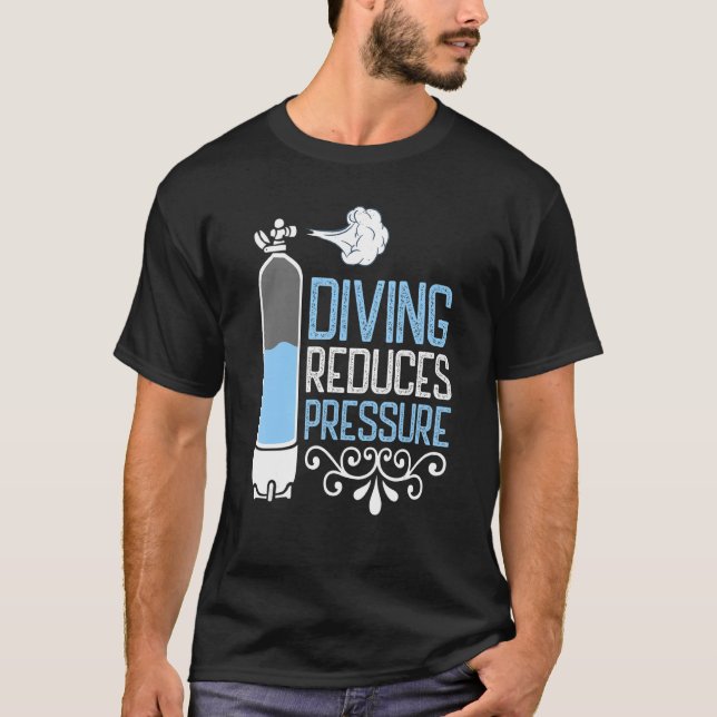 Diving Reduces Pressure Snorkeling Ocean Diving T Shirt (Framsida)