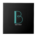 DIY Large Monogram & Namn, Teal/White Text, Black Kakelplatta<br><div class="desc">Anpassa den här snyggten och den enkla textdesignen med ditt namn i vitt och ditt stora Monogram i Teal på svart bakgrund.</div>