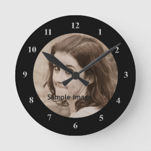 DIY skapar ditt egna personligfoto för design Rund Klocka