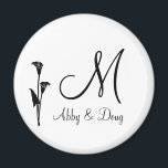 DIY Tulip logotyp med monogram Magnet<br><div class="desc">Enkel linje teckning i svart på tulpansken mot skarp vit bakgrund. Lägg enkelt till ditt monogram,  namn,  bröllopsdatum eller annan text i den här designen. Perfekt för bröllop: favoriserar,  dekorerar och utformar med hjälp av tulpanteman.</div>