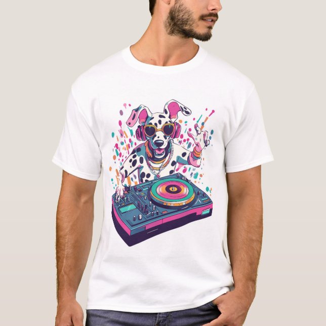 DJ Dalmatian � EDM Rave Party Hund T Shirt (Framsida)