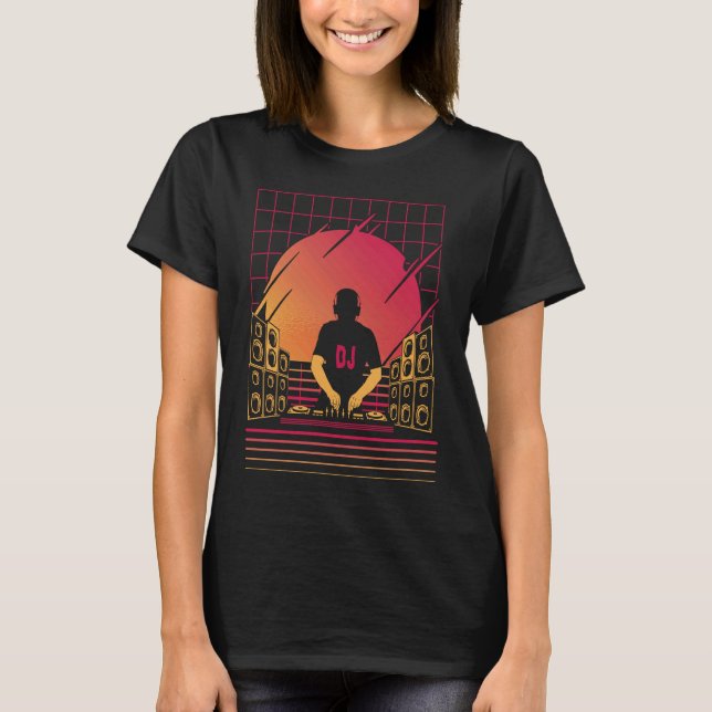 DJ för Manar Graphic Techno Discjockey Disk Jockey T Shirt (Framsida)