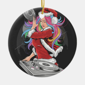 DJ GIRL MED RAINBOW HAIR I SANTA KOSTYM JULGRANSPRYDNAD KERAMIK