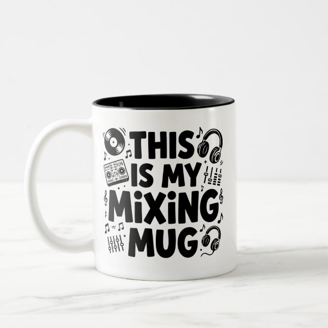 DJ Mixing Mug | Funny Music Lover Coffee Cup Två-Tonad Mugg (Vänster)