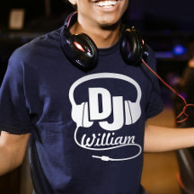 DJ namn hörlursvit på mörkens t-shirt