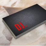 DJ Red Bold Text Elegant Mörk Minimalist Visitkort<br><div class="desc">DJ Red Fold Text Elegant Mörk MinimalistBusiness Card.</div>