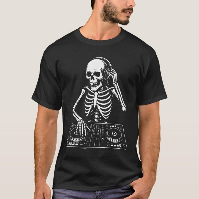 DJ-skelett som spelar live musik T Shirt (Framsida)