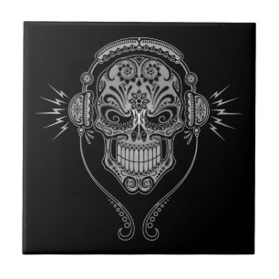 Dj-sockerskalle, mörk kakelplatta