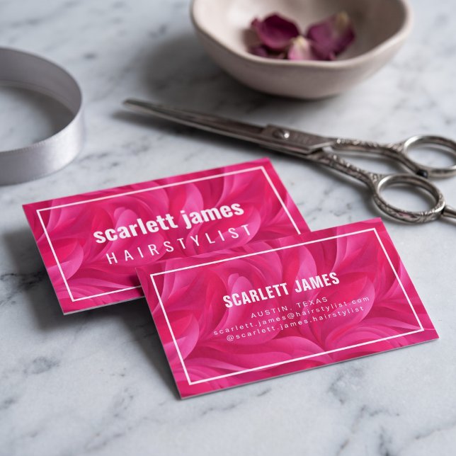 Djärkt Rosa Abstrakt Visitkort (Simulated business cards on table)