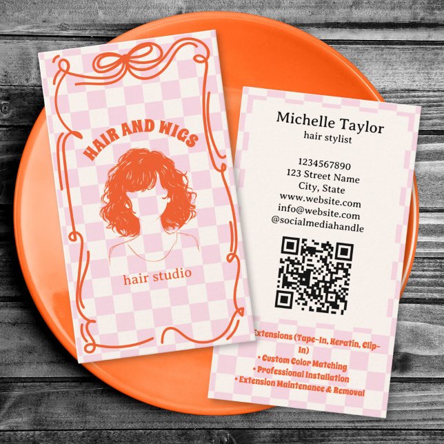 Djärv Retro Frisörstylist Whimsical Klotter Rosa R Visitkort (retro 70s boho red pink hair salon business card)