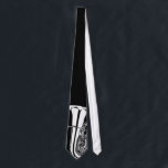 Djärv TubaTie i någon färg Slips<br><div class="desc">Skräddarsy bakgrundsfärgen bak den grafiska tubaen till någon färg dig lust! Underbar gåva för fars dag, studenten eller för den tubaspelare nästa kapacitet.</div>