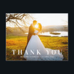 djärv vit text bröllop tackkort vykort<br><div class="desc">Tacka era bröllopsgäster med detta eleganta och personliga bröllop tackkort. Detta kort har en vacker fotokortsdesign och ett hjärtligt meddelande som du kan anpassa med dina namn och bröllopsdatum. Oavsett om du vill tacka dina gäster för att de deltog i ditt bröllop, skickade en gåva eller var en del av...</div>