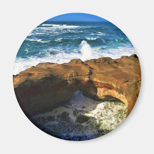 Djävulen Punchbowl, Newport, Oregon Magnet (Framsidan)